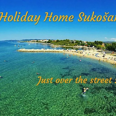 بيت للعطل Holiday Home Sukosan